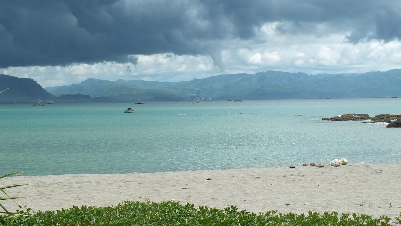 Ketapang Resort Karanghawu Eksteriør bilde