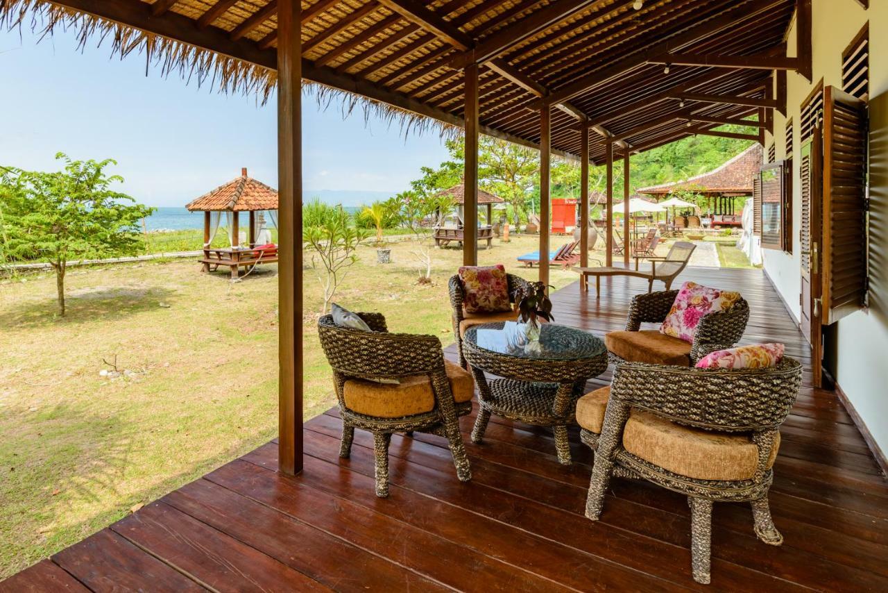 Ketapang Resort Karanghawu Eksteriør bilde